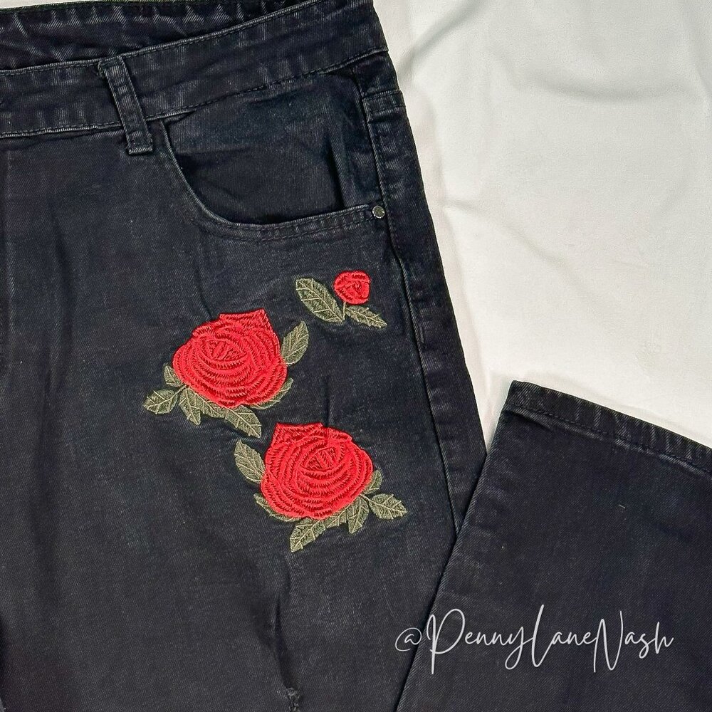Shein Black Distressed Embroidered Skinny Jeans Size 38 - Picture 5 of 10